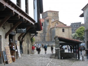 サンティジャーナ・デル・マル