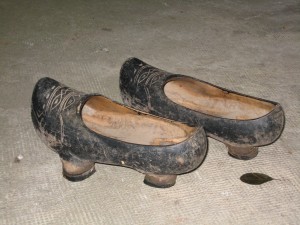 ホスピタレイロの家に脱がれた木靴