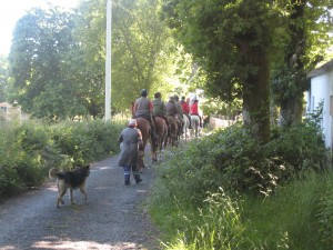 馬による巡礼が通り過ぎた