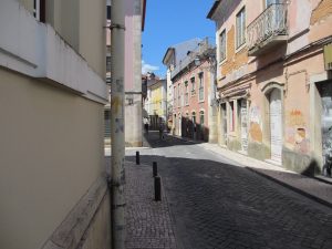 ロウレンソを過ぎると直ぐトマールの町に入った